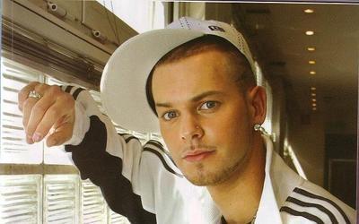 M.pokora